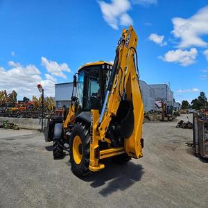 รถตักล้อยาง JCB ใหม่เอี่ยม - Product Image 1