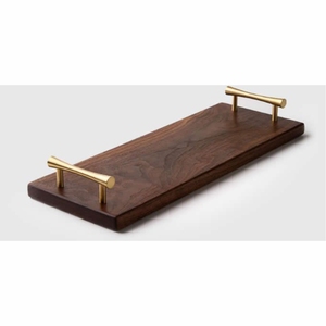 Bandeja de Servicio de Madera de Nogal de Lujo Personalizada al por Mayor, Elegante Bandeja de Madera para Comida y Bebidas con Herrajes con Acabado Dorado - Product Image 1