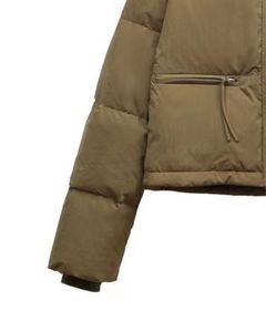 Chaqueta Acolchada Personalizada Color Caqui para Mujer, Chaqueta Corta Acolchada de Invierno con Cuello Alto, Relleno de Poliéster Cálido, Ropa de Abrigo de Moda, OEM Personalizado - Product Image 6