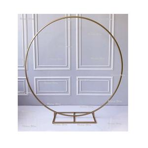 ฉากหลังเหล็กวงกลมคู่ ดีไซน์เนอร์ออกแบบ รูปทรงกลม ขนาดสั่งทำได้ ฉากหลังงานแต่งงาน คุณภาพดีเยี่ยม - Product Image 2