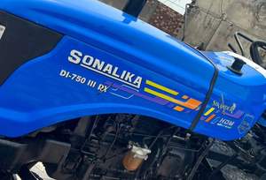 Tracteur à roues Sonalika Di-750III RX 2WD d'occasion 2022, composants principaux comprenant le moteur et la boîte de vitesses - Product Image 4