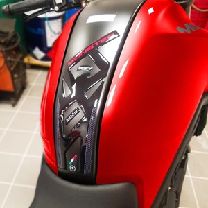 Autocollants de protection de réservoir 3D de taille personnalisée, compatibles avec Ducati Monster 937 2021, type logo - Product Image 3