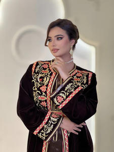Caftán marroquí de terciopelo marrón claro bordado a mano con elegante estilo informal transpirable para niñas árabes de Dubái - Product Image 6