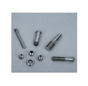 ตัวยึดสแตนเลสขัดเงาอุปกรณ์ยานยนต์สำหรับอุตสาหกรรมส่งออกคุณภาพสูงจากอินเดีย - Product Image 1