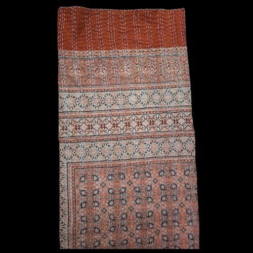 มีสีสัน