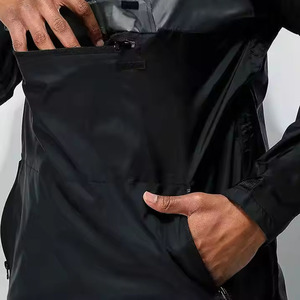 Veste de pluie coupe-vent streetwear avec logo personnalisé pour hommes 100% veste de pluie imperméable softshell en polyester - Product Image 3
