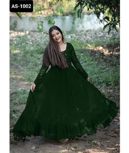Ropa étnica india Fancy Georgette Plain Anarkali Vestidos con tallas grandes disponibles para bodas y festivales Ropa India - Product Image 1