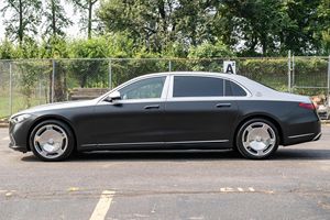 Mercedes-Maybach S580 4Matic Sedán 2024, Caja de Cambios Automática, Título Limpio, Sin Accidentes, con Bajo Kilometraje, Listo para Envío - Product Image 2