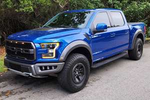Ford F-150 Raptor 2018 d'occasion, moteur V6 biturbo de 450 ch - Product Image 6