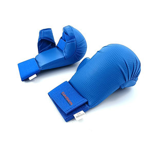 Gants de karaté robustes haute performance 2026 à vendre – Créez votre propre design de gants de karaté - Product Image 1