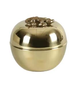 Pot à bougie en métal couleur or, fait à la main, meilleure forme de récipient à bougie pour la décoration de la maison et de la table de Noël, article personnalisé - Product Image 5