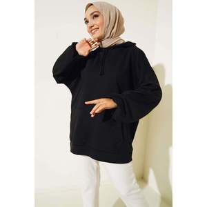 Women's Oversize Hooded <b>Sweatshirt</b> in <b>Black</b> - Product Image 4