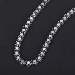 Chaîne à maillons cubains en argent sterling 925 pour hommes, corps glacé, diamants en moissanite pour les mariages, certifié IGI en or jaune - Product Image 2