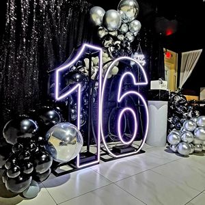 Numéro néon autoportant de 60 cm/2 pieds |   Lumière LED pour petites fêtes et événements privés - Product Image 4
