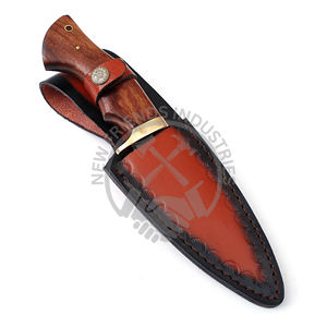 Couteau à lame fixe personnalisable OEM Bear Claw pour la chasse en plein air avec manche de traversin en bois de rose/laiton pour la survie en camping DIY - Product Image 5