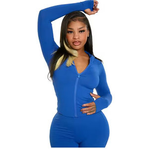 ชุดวอร์ม2ชิ้นของผู้หญิงผ้าคอตตอนแบบปรับแต่งได้ชุดวิ่งพร้อมลูกไม้ตกแต่งสำหรับเสื้อผ้าฤดูหนาว - Product Image 2