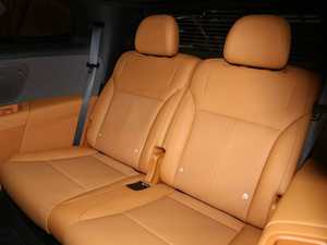 Véhicule électrique d'occasion I8 2025, puissance 120 kW, couple 100 Nm, autonomie NEDC 201-300 km, batterie 50-70 kWh (modèle AWD) - Product Image 6