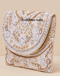 Sac à main à rabat brodé floral scintillant pour mariée avec perles pour une utilisation en soirée de mariage Sac à main à bandoulière en provenance d'Inde - Product Image 3