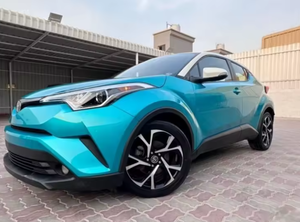 LISTO PARA ENVIAR, C-HR 2020 Usado, Tracción en las Cuatro Ruedas, Automático, Volante a la Izquierda, SUV, Asientos de Cuero, Neumáticos R21, Control de Crucero Adaptativo, Cámara de 360° - Product Image 3