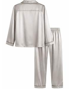 Ensemble de pyjama en satin de soie gris argenté pour femmes, fabriqué par le fabricant, boutonné, manches longues, vêtements de nuit luxueux, doux et lisses, vêtements de détente - Product Image 5