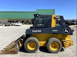 2019 DEERE 320G Mini chargeuse compacte à dérapage 1-2 tonnes capacité Euro 5 CE EPA petit chargeur utilisé bien entretenu petite chargeuse sur pneus vente - Product Image 2