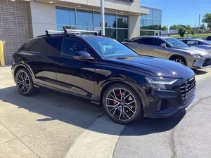 Usado 2021 Audi Q8 55 Prestige - Product Image 4