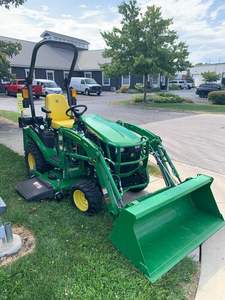 Mejor oferta: Implementos para cortacésped John Deere 1025R 120R de 25 HP con plataforma de 60 pulgadas, enganche rápido de conexión automática y caja de balasto de montaje medio. - Product Image 3