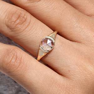 Bague de fiançailles solitaire en diamant taille rose ronde, bijou de mariage élégant et intemporel - Product Image 2