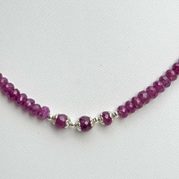 Cuentas Redondas Facetadas de Rubí Natural de 3-5 mm, Piedras Preciosas Sueltas Calibradas, Buen Brillo, Cuentas de Rubí Hechas a Mano, Collar con Cierre de Pez para Mujer