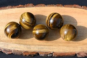 ลูกบอลคริสตัลเสือธรรมชาติหรูหราตกแต่งด้วยแหวนไม้ยืนตกแต่งด้วยคริสตัลหินพลังงานของตกแต่งทันสมัย - Product Image 5