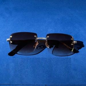 Nouveauté Lunettes de soleil en argent 925 personnalisées avec diamants en moissanite Lunettes de soleil de haute qualité pour hommes et femmes - Product Image 3