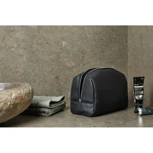 VINGA Bermond Beauty Case Eco-Friendly in PU Riciclato Sostenibile, Borsa da Toilette per Gadget - Product Image 3