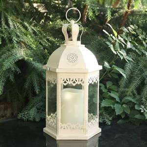 Portavelas de hierro de diseño elegante, farol con acabado blanco, farol decorativo de vidrio transparente para decorar el hogar, farol colgante a la venta - Product Image 4