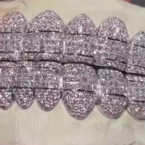 Dientes de plata 925 personalizados de Hip Hop para hombre Grillz Iced out Moissanite Diamond Grillz Teeth on White Gold Chain Best Price Jewelry - Product Image 3