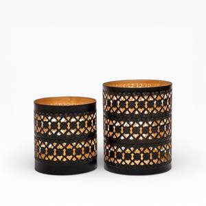 Juego de Dos Portavelas Votivas de Metal Negro y Dorado con Patrón de Calado Inspirado en Mandala - Product Image 2