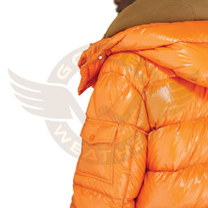 2024 Nouveaux modèles Capuche détachable avec cordon de serrage élastique Veste en polyamide 100% Manches longues Poignets en tricot côtelé extensible Poche latérale zippée - Product Image 4