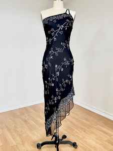 Elegante vestido de noche de cóctel para mujer, transpirable, de malla polivinílica, con función antiestática, cuello levantado, elemento de moda recortado, sólido, ODM - Product Image 3