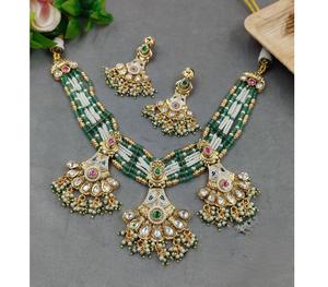 Ensemble de colliers de bijoux indiens en moissanite plaqué or de qualité supérieure pour femmes et filles - Product Image 2