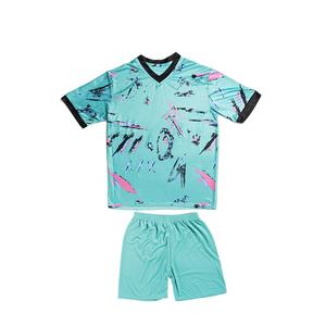 Uniforme de football totalement sublimé, maillot et short de football de haute qualité sur mesure - Product Image 1
