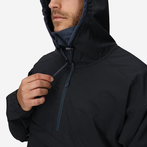 Chaqueta cortavientos para hombre personalizada para golf material impermeable transpirable producción OEM con logotipo impreso y etiqueta privada - Product Image 5