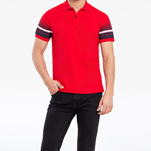 เสื้อผ้าผู้ชายคุณภาพสูง เป็นมิตรกับสิ่งแวดล้อม แห้งเร็ว ระบายอากาศได้ดี ผลิตจากผ้าโพลีเอสเตอร์/คอตตอนผสม 100% รับพิมพ์ลายตามสั่ง พิมพ์ดิจิทัล โลโก้ OEM แบบเรียบ - Product Image 1