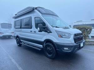 Autocaravana Clase B de Gasolina/Diésel Grand Design Lineage Series VT LVT1 2022-2026, Bien Equipada, para 4-6 Pasajeros, Emisiones Euro 4/5 - Product Image 2