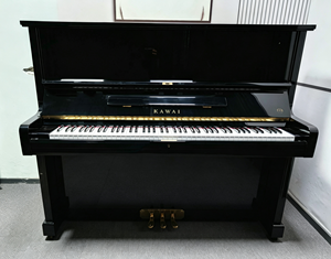 Original de Japón Kawai BS30S Piano vertical de segunda mano Piano con hermoso tono y aspecto elegante - Product Image 2