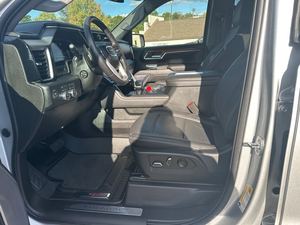 GMC SIERRA 1500 DENALI 2022 USADO, Volante a la Izquierda/Derecha, Cabina Doble, Tracción en las Cuatro Ruedas - Product Image 3