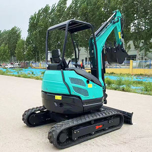 Miniexcavadora Takeuchi sin cola con accesorio - Product Image 3