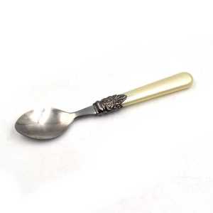 Décor de table traditionnel en acier inoxydable couleur argent couverts cuillère à dîner usage décoratif fabricant fait à la main par adresse artisanat - Product Image 4