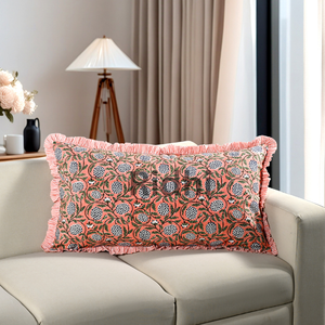 ปลอกหมอนอิงลายดอกไม้สีชมพูเข้ม RIDHI ขนาด 20x36 นิ้ว พร้อมระบาย ผ้าฝ้ายทำมือ พิมพ์ลายบล็อก ปรับแต่งได้ ซักเครื่องได้ - Product Image 4