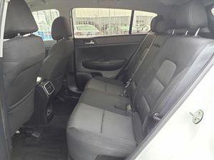 2017 Kia Sportage LX Turbo SUV utilisé boîte de vitesses manuelle/automatique sièges en cuir arrière en alliage d'aluminium R17 hybride gaz/électrique - Product Image 3