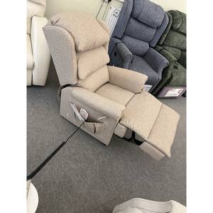 Sillón Reclinable Eléctrico Admiral de Doble Motor con Respaldo y Reposapiés Independientes, 6 Estilos Modernos de Madera, Envío Gratuito en el Reino Unido - Product Image 3