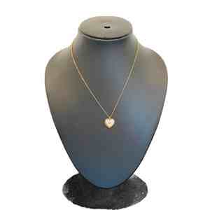 Pendentif délicat en forme de larme avec des pierres scintillantes. Élégant, raffiné et disponible à des prix de gros. - Product Image 6